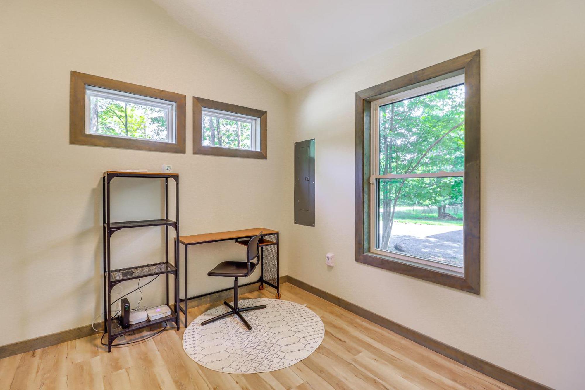 Charming Poconos With Pool And Access! * Albrightsville
